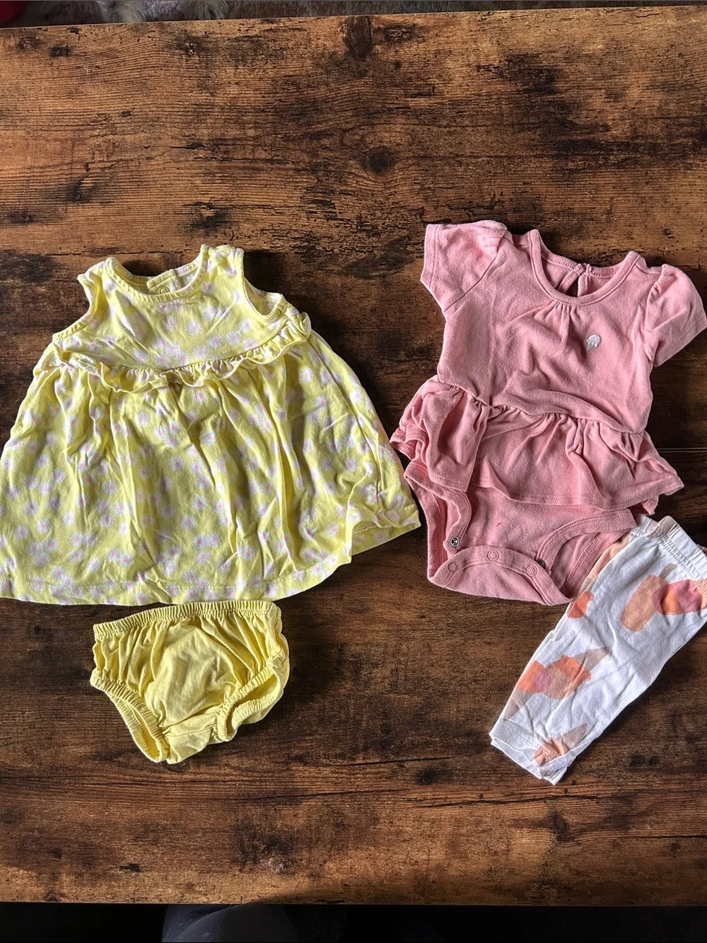 Carter's Mix and Match Infant Lot - Picture 6 of 6